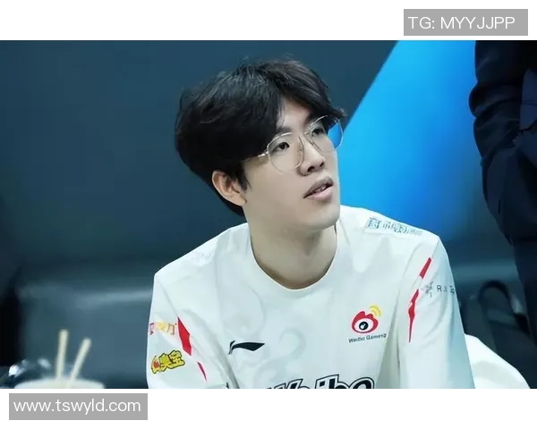 英雄联盟传奇：见证JDG战队从低谷到巅峰的奋斗历程