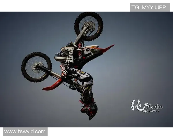 成都极限运动队与上海极限运动队赛后状态分析与复盘探讨 成都极限运动队与上海极限运动队赛后状态分析与复盘探讨