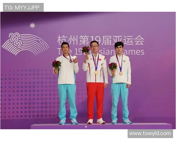 武汉羽毛球队在亚运会积分榜上以56分稳居第一名展现强劲实力